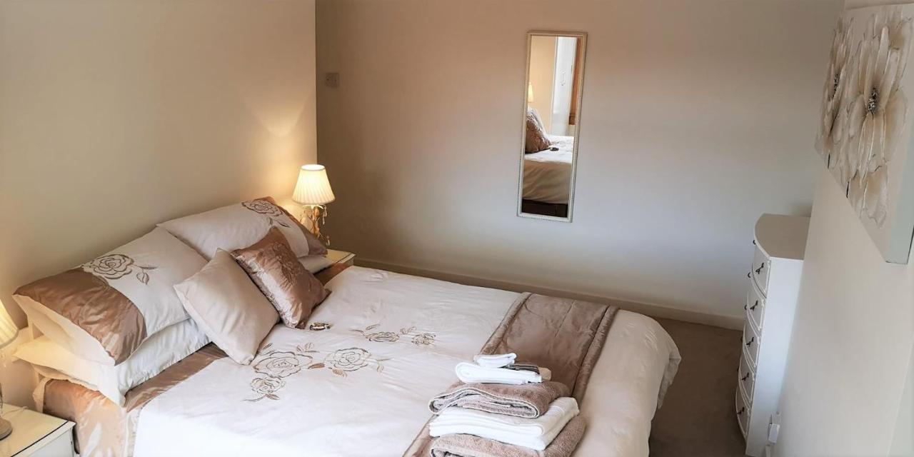 Ginger'S Apartment สเตอร์ลิง ภายนอก รูปภาพ